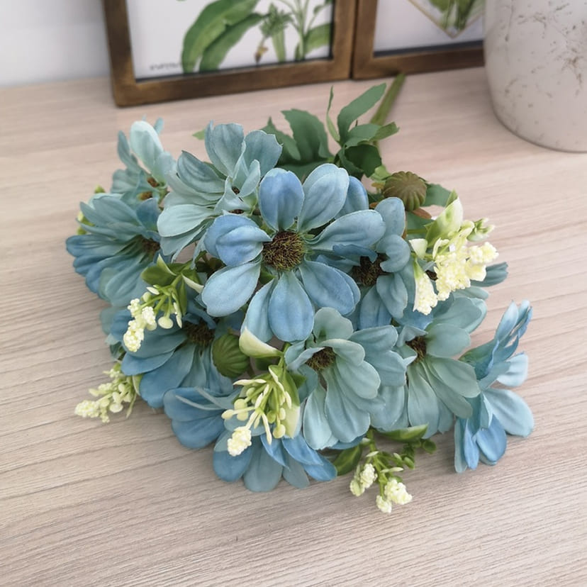 Искусственные цветы в Стерлитамаке | Цветы искусственные «Ромашки с бутонами», голубые, букет
