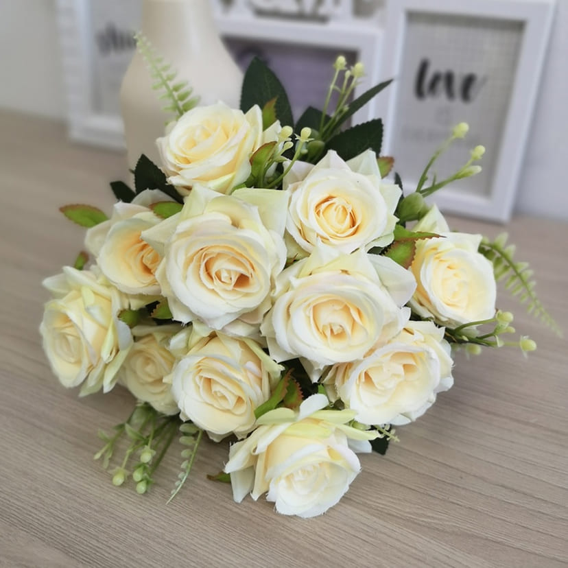 Искусственные цветы в Стерлитамаке | Цветы искусственные «Розы острые», молочно-персиковые, букет